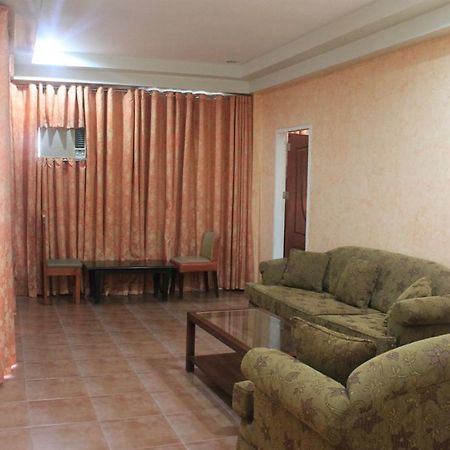 Hotel Elena Davao City Buitenkant foto